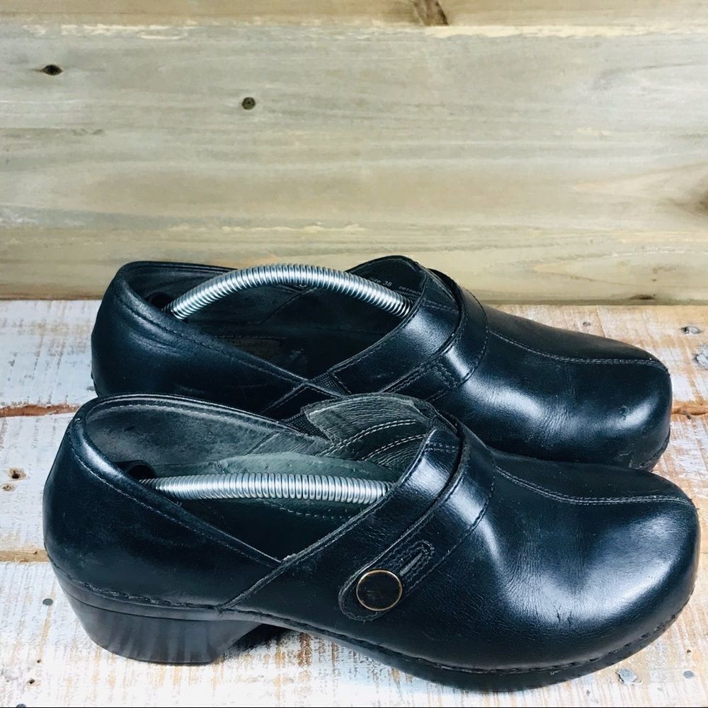 ✅Dansko Black Professional Clogs - Picture 2 of 8
